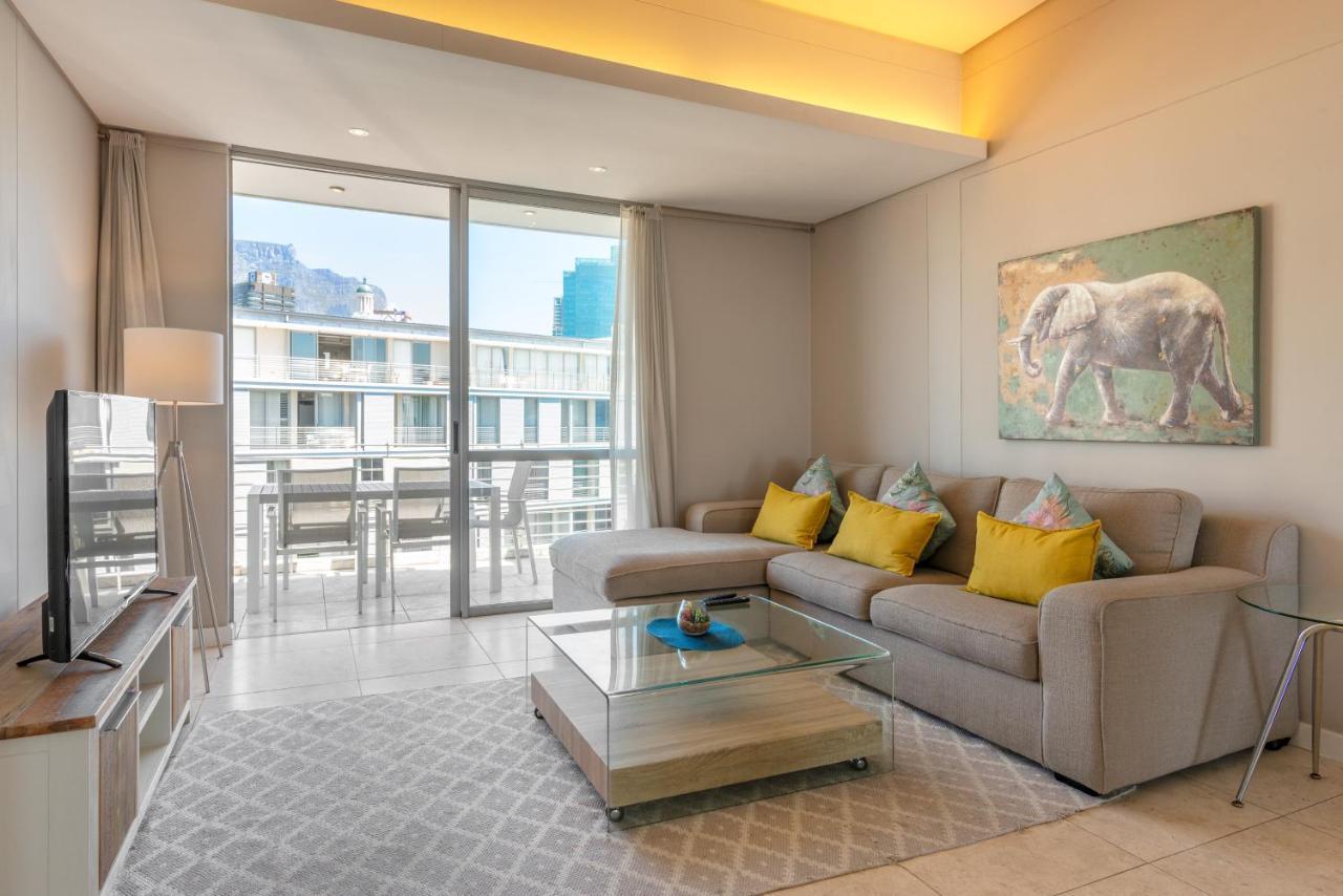 V&A Waterfront Luxury Apartments By Mcstay Кейптаун Екстериор снимка