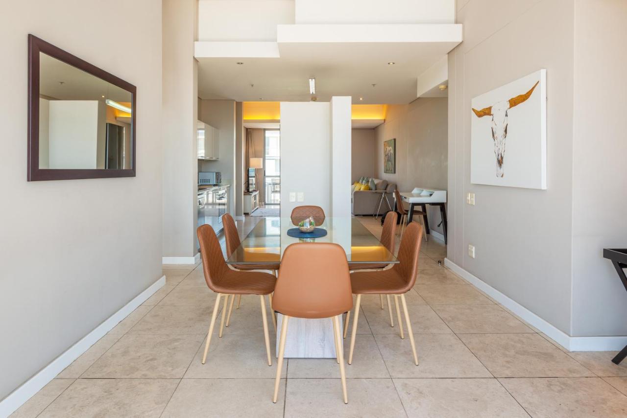V&A Waterfront Luxury Apartments By Mcstay Кейптаун Екстериор снимка